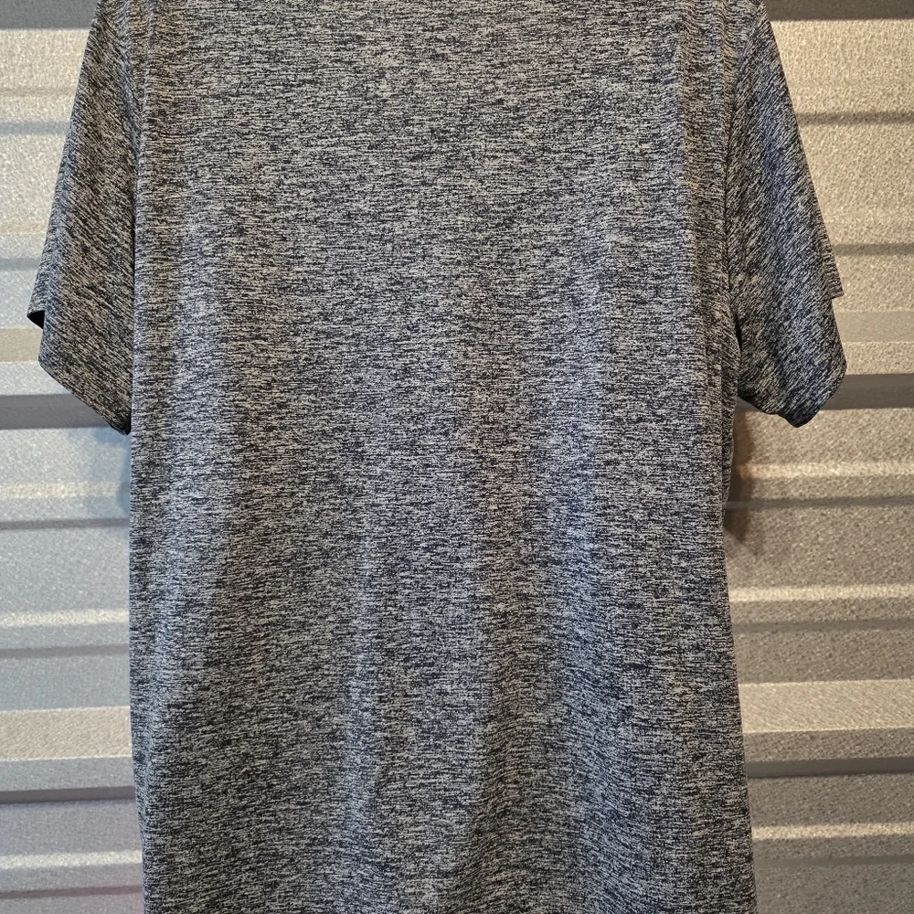 Women's Heather Gray Top